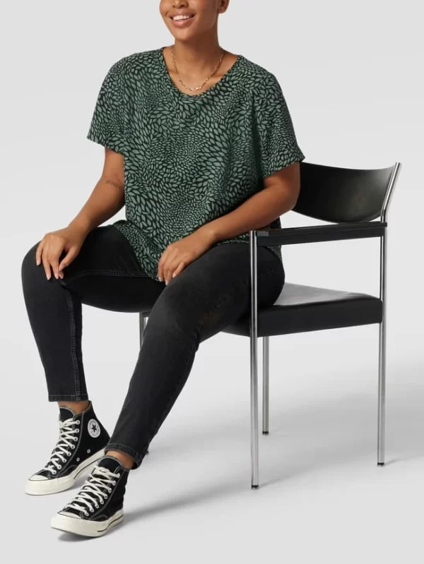 ONLY CARMAKOMA PLUS SIZE Blusenshirt Mit Floralem Muster Modell ‘CARVICA TOP’ – Schilf 1