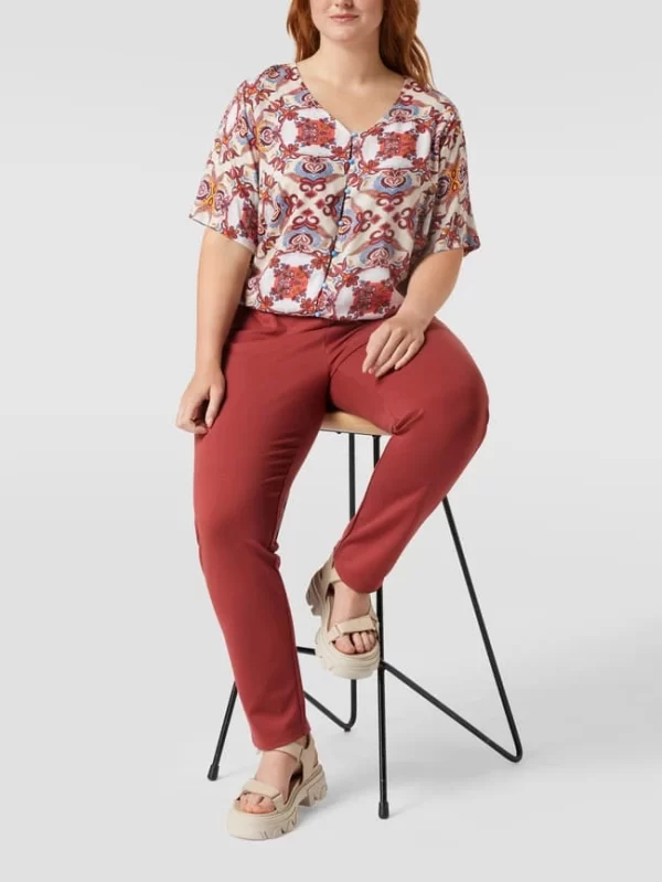 ONLY CARMAKOMA PLUS SIZE Bluse Mit Grafischem Muster – Mittelbraun 1
