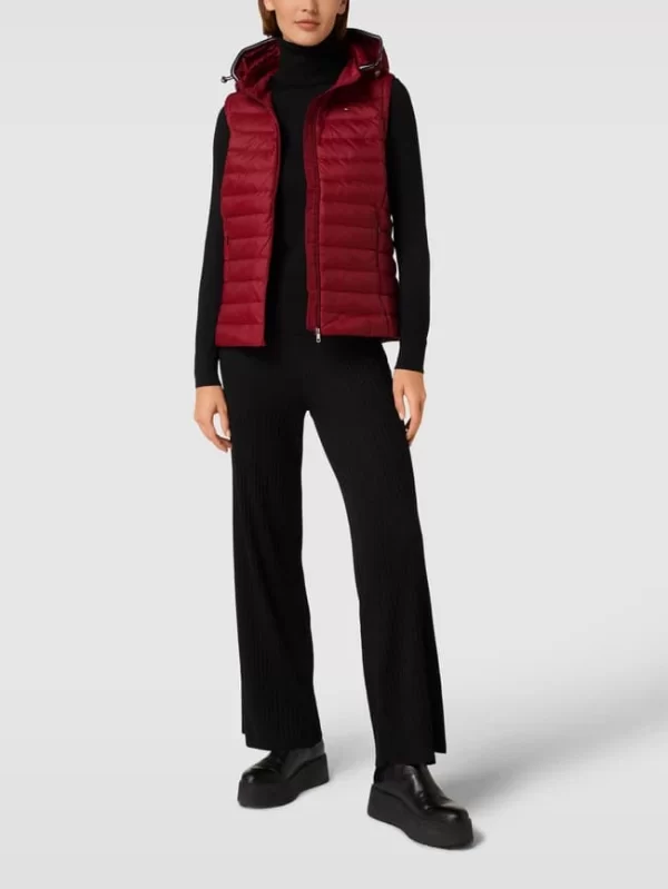 Tommy Hilfiger Daunenweste In Stepp-Optik Modell ‘ess’ – Bordeaux Rot 1