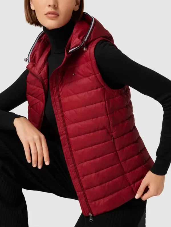 Tommy Hilfiger Daunenweste In Stepp-Optik Modell ‘ess’ – Bordeaux Rot 4